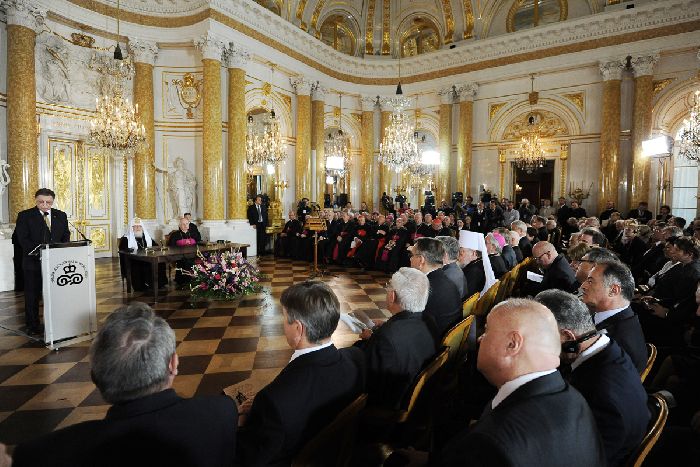 Varsavia - Palazzo Reale. Solenne cerimonia per la firma del documento congiunto