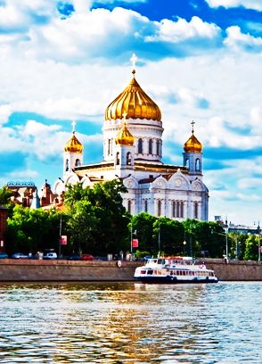 Cattedrale di Cristo Salvatore sul fiume Moscova a Mosca