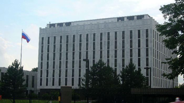 Ambasciata russa a Washington, Usa. CC BY-SA 2.0 / Kent Wang. Da: it.sputniknews.com.