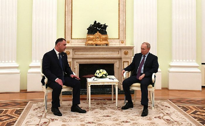 Mosca – Incontro con il presidente della Repubblica dell'Ossezia del Sud Alan Gagloev.