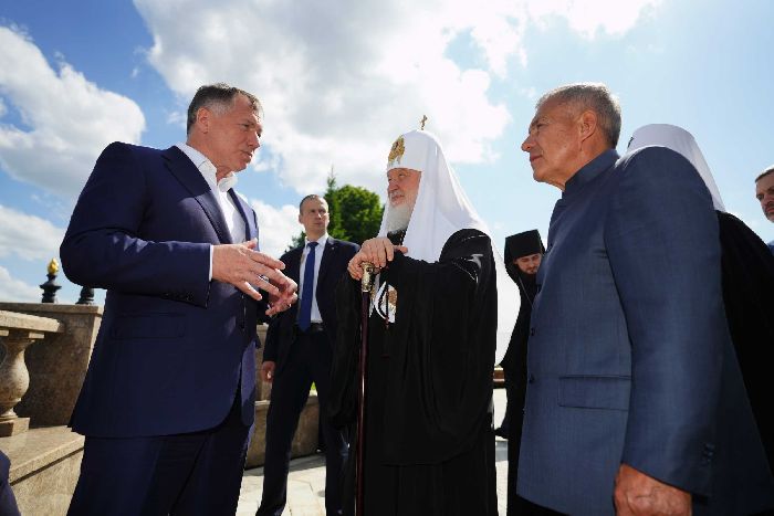 Kazan - Visita patriarcale nella metropolia del Tatarstan. Incontro con il capo (rais) della Repubblica del Tatarstan R.N. Minnikhanov. Foto di Oleg Varov.