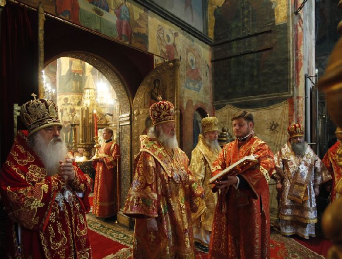 Mosca - Cattedrale della Dormizione. Il Patriarca Kirill presiede la Divina Liturgia