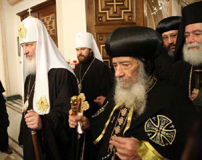 Alessandria d'Egitto - Kyrill e Shenouda III durante la visita del Patriarca di Mosca e di tutta la Russia nel 2010