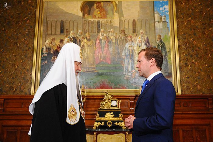 Mosca - Gli auguri del Presidente Medvedev al Patriarca Kyrill