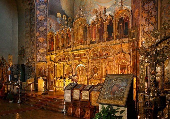 Nizza - La preziosa iconostasi della cattedrale di San Nicola