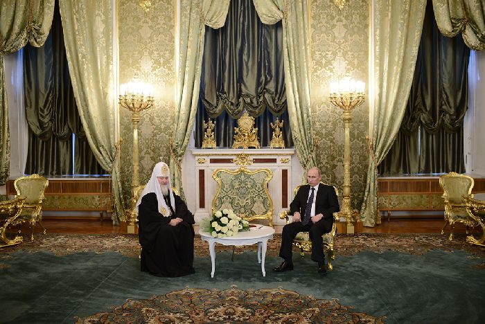 Mosca - Il Patriarca Kirill e il Presidente Putin durante l’incontro al Gran Palazzo