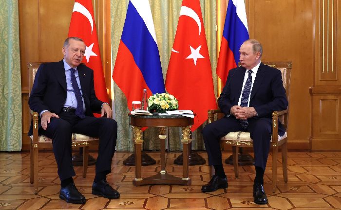 Sochi – Vladimir Putin con il presidente della Turchia Recep Tayyip Erdogan. Foto: TASS.
