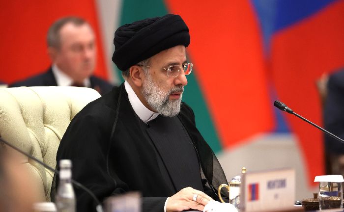 Samarcanda – Il presidente dell'Iran Seyyed Ebrahim Raisi alla riunione del Consiglio dei Capi di Stato della SCO nel formato allargato. Foto: TASS.