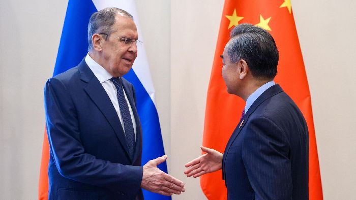 Il ministro degli Esteri russo Sergej Lavrov e il ministro degli Esteri cinese Wang Yi. Foto d'archivio. © RIA Novosti / Servizio stampa del Ministero degli Esteri russo.