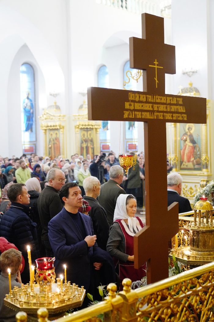 Odintsovo - Servizio patriarcale nella 29ª domenica dopo la Pentecoste nella Cattedrale di San Giorgio a Odintsovo, vicino a Mosca. Foto di Oleg Varov.
