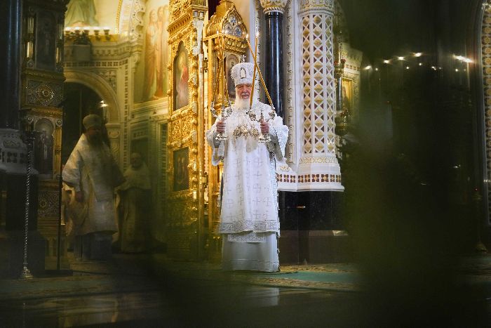 Mosca - Servizio patriarcale alla vigilia di Natale nella Cattedrale di Cristo Salvatore. Foto di Sergej Vlasov.
