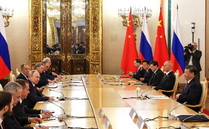 Mosca – Colloqui russo-cinesi in formato ristretto. Foto: Mikhail Tereshenko, TASS.