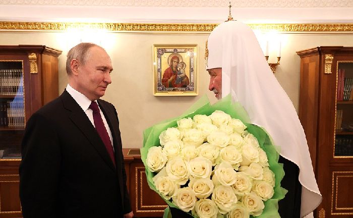 Mosca - Il Presidente Putin si congratula con il Patriarca di Mosca e di tutta la Rus' Kirill per l'onomastico.