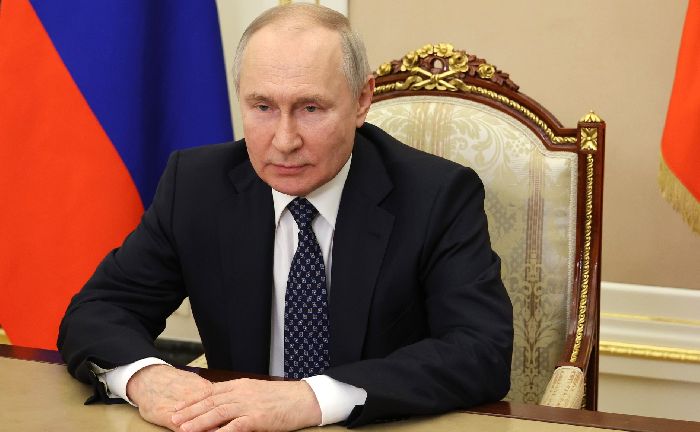  Mosca - Il presidente Vladimir Putin durante il videomessaggio sull'apertura dell'Accademia delle Industrie artistiche presso il cluster artistico «Tavrida».