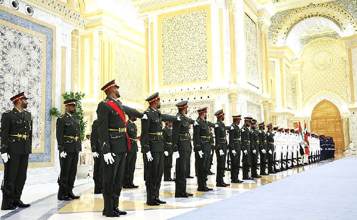 Abu Dhabi - Cerimonia ufficiale di benvenuto a Vladimir Putin da parte del Presidente degli Emirati Arabi Uniti Mohammed bin Zayed Al Nahyan. Foto: Aleksej Nikolskij, RIA Novosti.